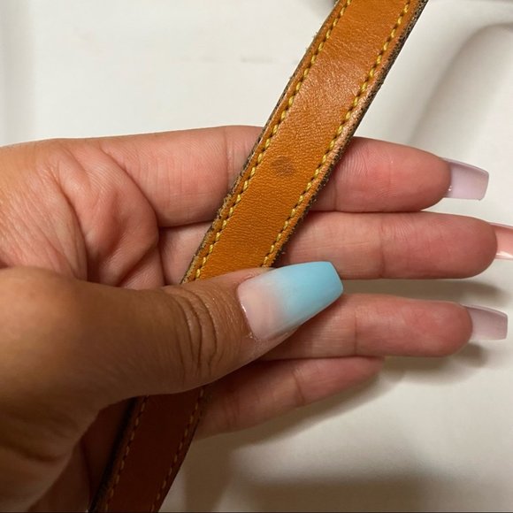 Dooney & Bourke Vintage 80s Essex Saddle Ivory Tan Pebble Leather Cross Body Bag - Picture 15 of 16